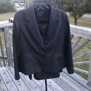 Nine West suit 16